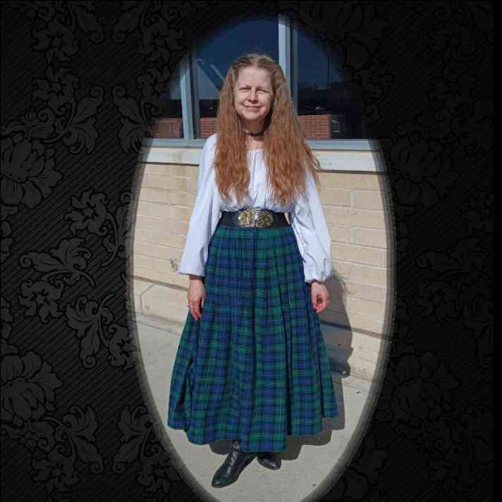18th Century style skirt and peasant blouse.